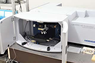 顕微レーザーラマン分光測定装置